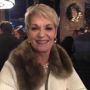 Meet your Posher, Debra